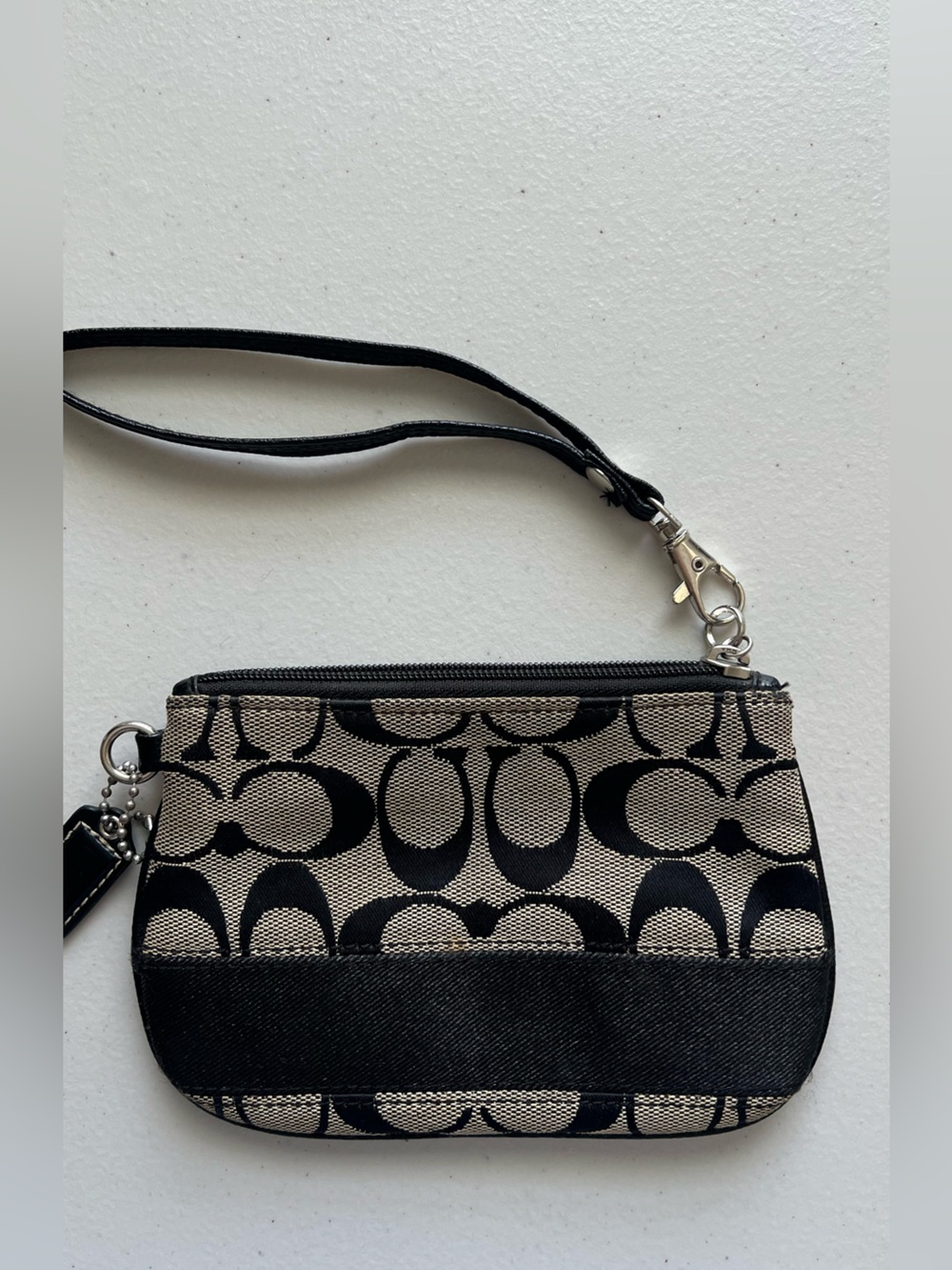 Coach Signature Stripe Canvas Wristlet Black Khaki